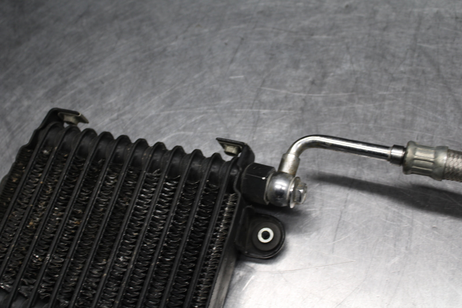 00 SUZUKI INTRUDER 1500 VL1500 ENGINE MOTOR OIL COOLER  BB761