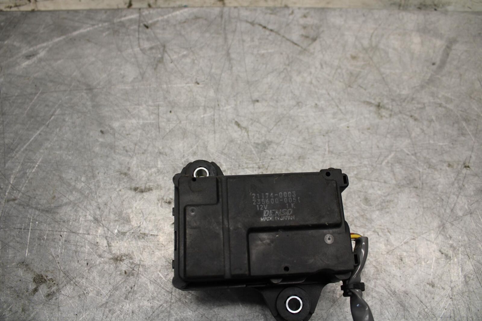 2008 Kawasaki Ninja ZX10R ZX1000E EXHAUST VALVE SERVO MOTOR 21174-0005 BB524