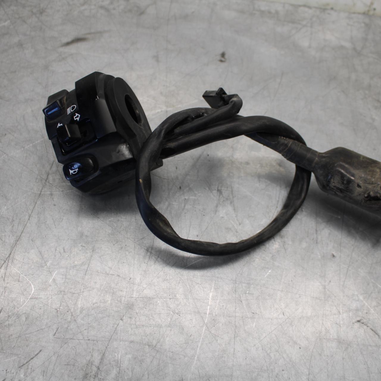 18 KAWASAKI Z 400 LEFT CLIP ON HANDLE HORN SIGNALS SWITCH SWITCHES BB469