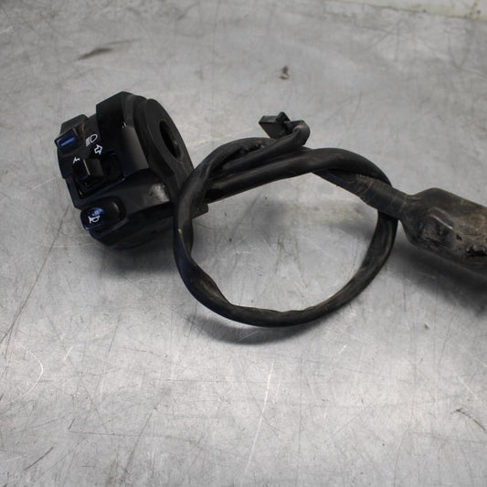 18 KAWASAKI Z 400 LEFT CLIP ON HANDLE HORN SIGNALS SWITCH SWITCHES BB469