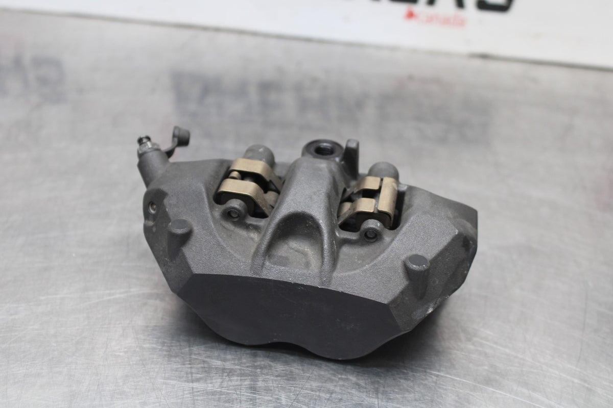 13-18 KAWASAKI NINJA ZX6R RIGHT LEFT FRONT BRAKE CALIPER SET PAIR CALIPERS BB915