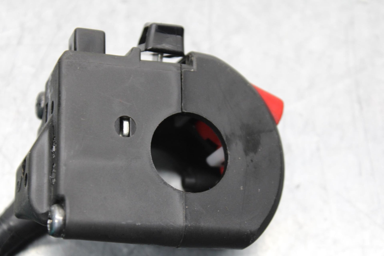 22-23 YAMAHA YZF R7 RIGHT CLIP ON HANDLE KILL OFF START SWITCH  BB583