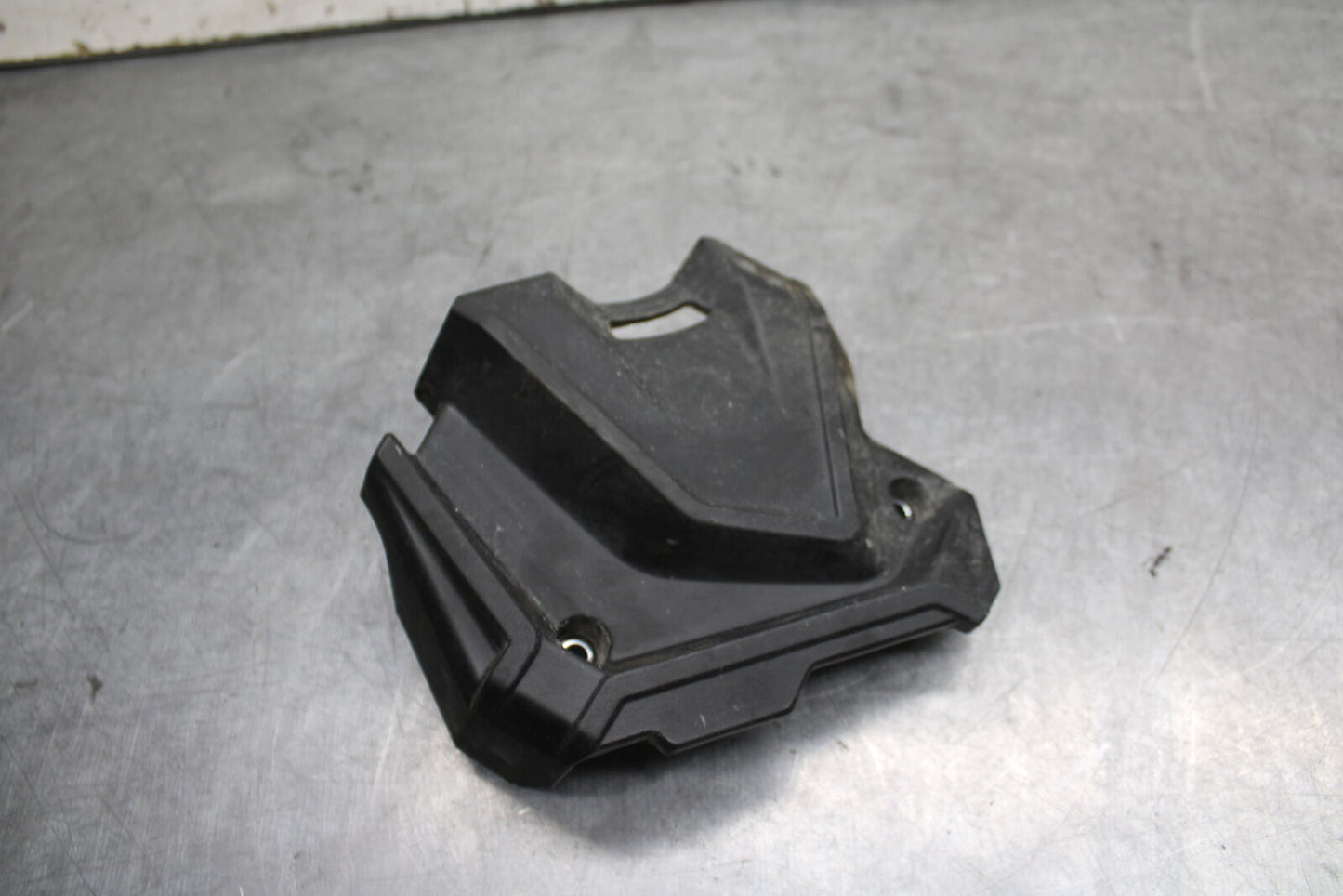 18-24 KAWASAKI NINJA 650 ENGINE SPROCKET COVER BB725