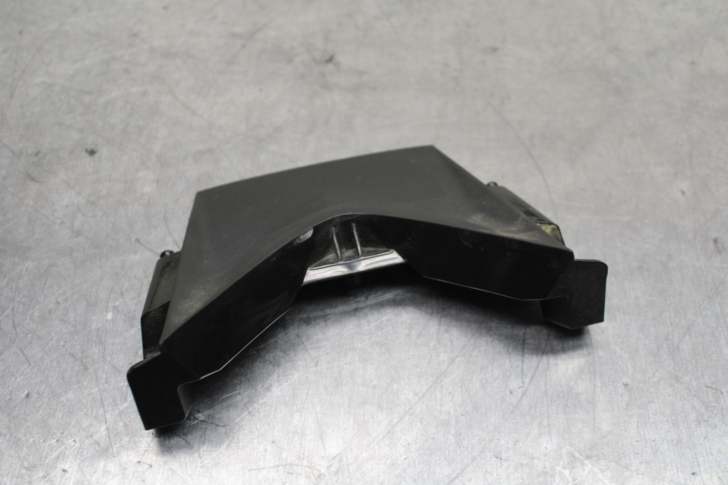 15-16 HONDA CB300F CENTER REAR BACK TAIL FAIRING COVER TRIM COWL BB740