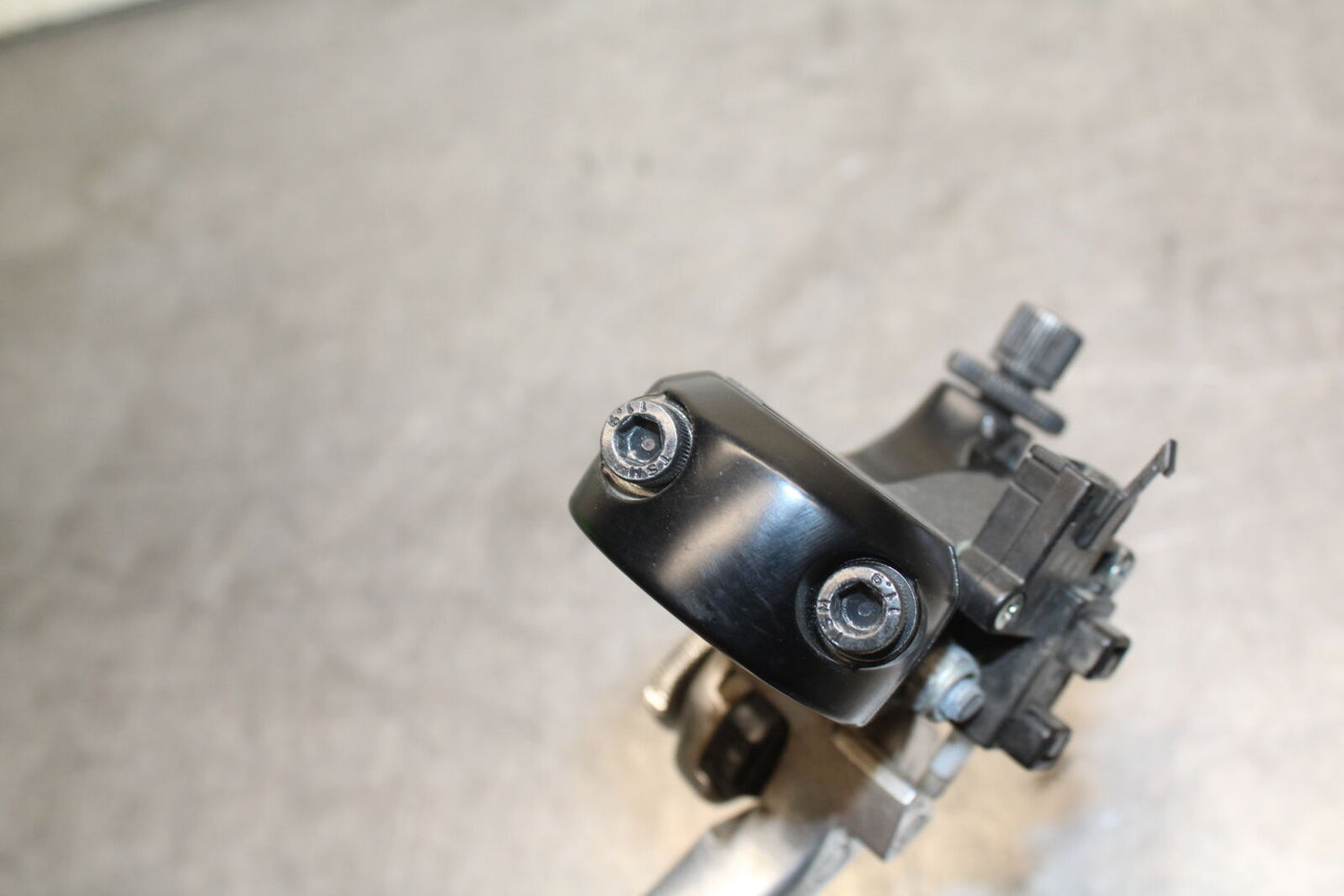 18-24 KAWASAKI NINJA 650 CLUTCH PERCH MOUNT WITH LEVER  BB725