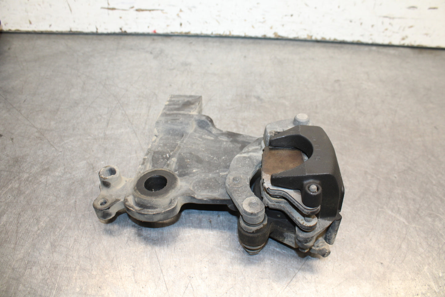 16-17 KAWASAKI VULCAN S 650 EN650 ABS REAR BRAKE CALIPER W MOUNT BRACKET  BB731