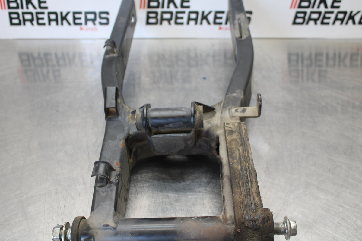 04-09 SUZUKI GS500F REAR SWINGARM BACK SUSPENSION SWING ARM BB165