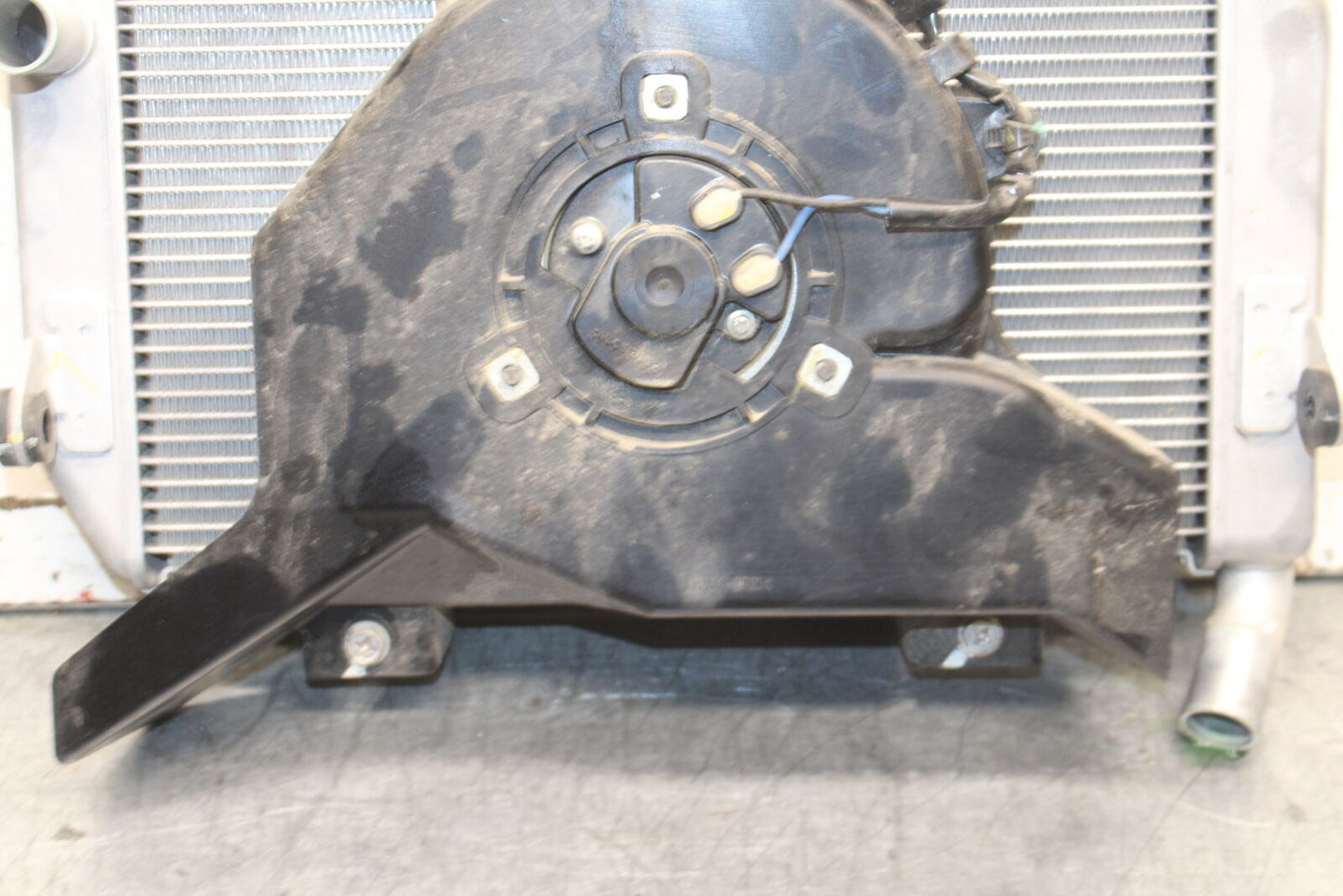 18-23 KAWASAKI NINJA 400 EX400 ABS ENGINE RADIATOR MOTOR COOLING RADIATER BB747