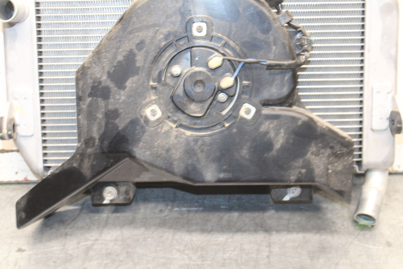 18-23 KAWASAKI NINJA 400 EX400 ABS ENGINE RADIATOR MOTOR COOLING RADIATER BB747