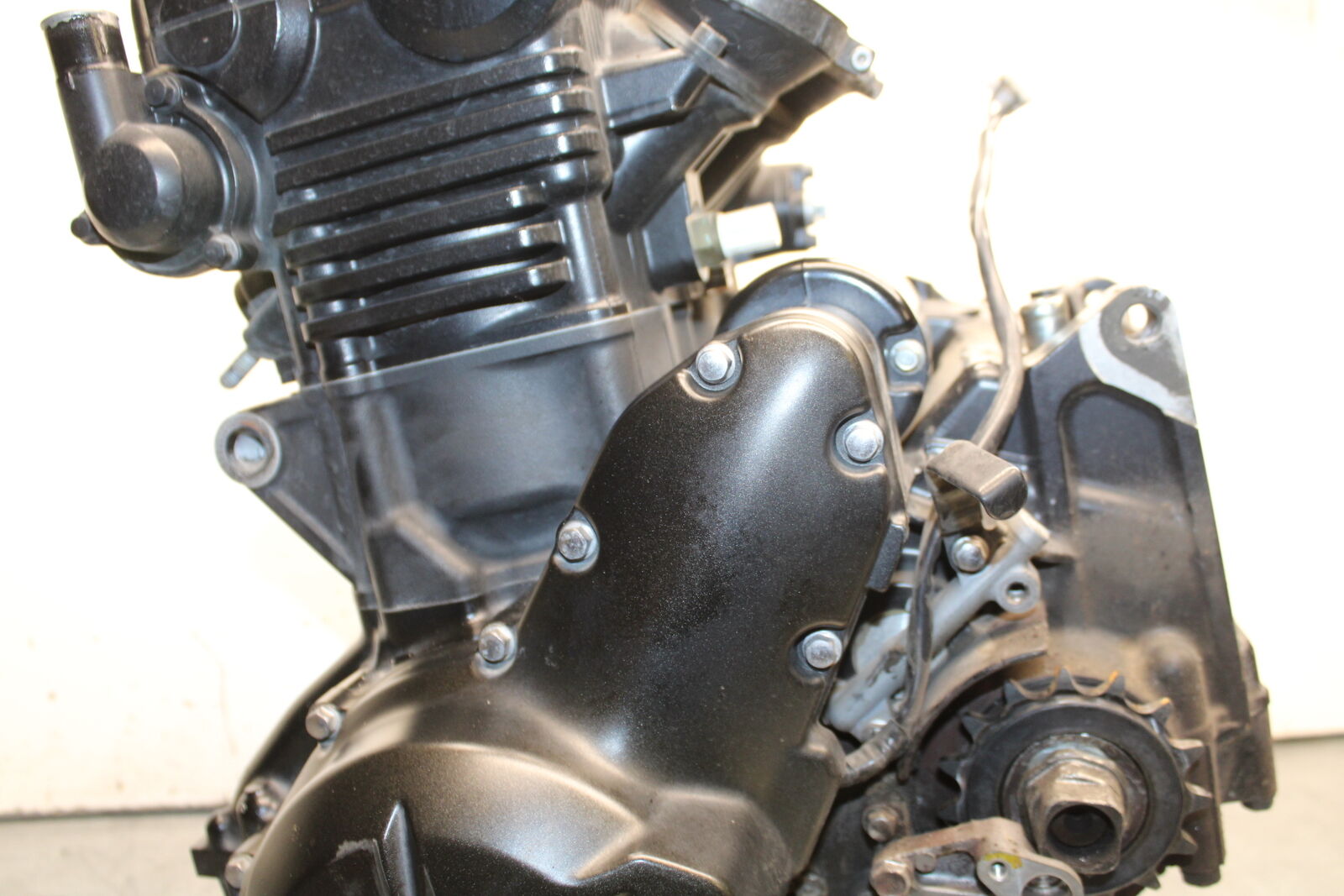 12-17 KAWASAKI ER-6N Z650 ENGINE MOTOR BB709