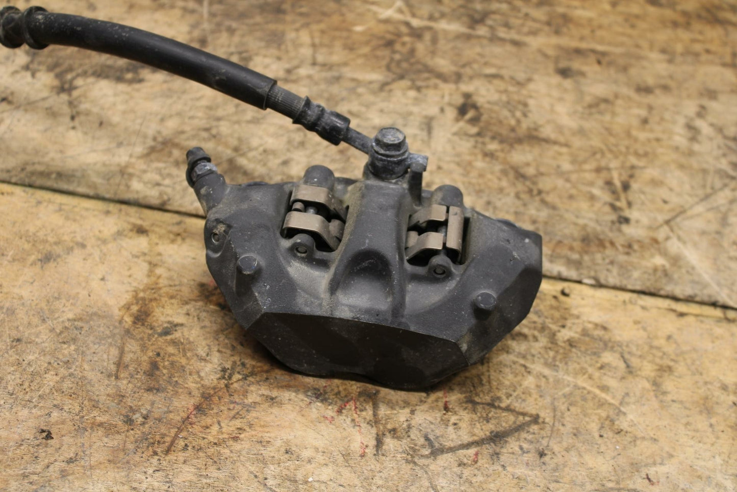 13-18 KAWASAKI NINJA ZX6R RIGHT LEFT FRONT BRAKE CALIPER SET PAIR CALIPERS BB342