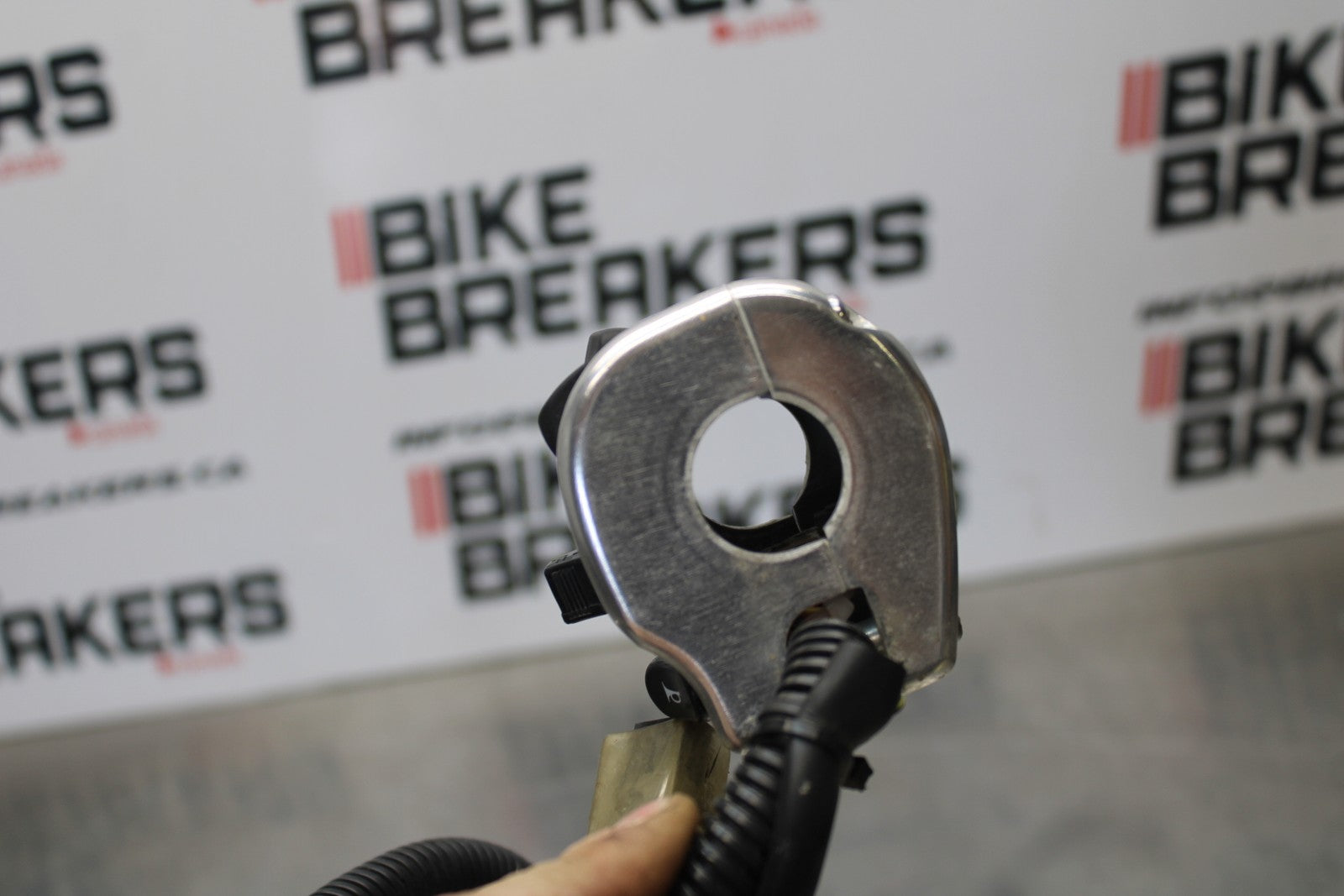 03-08 KAWASAKI VULCAN 1600 LEFT CLIP ON HANDLE HORN SIGNALS SWITCH BB196