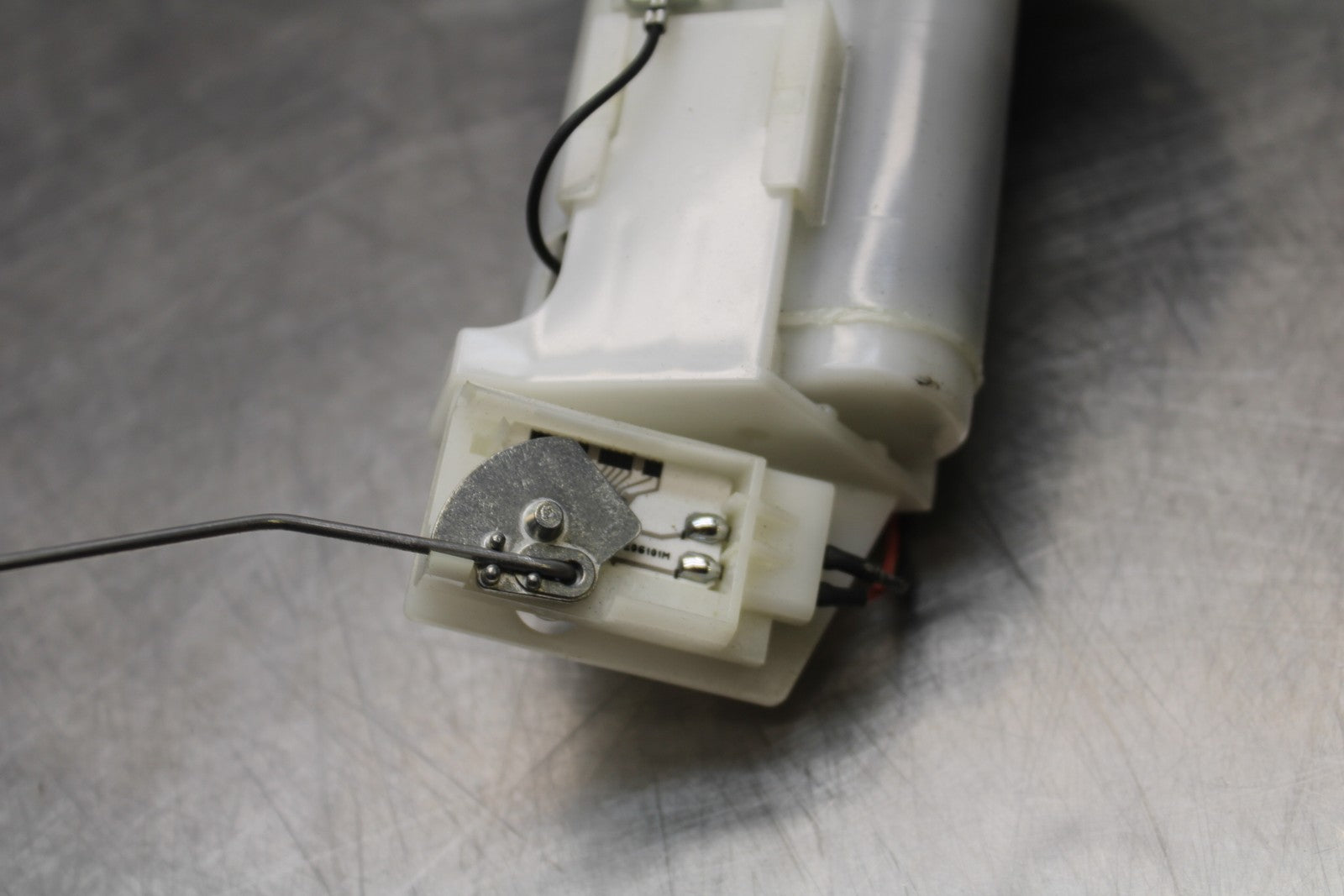 18-23 KAWASAKI NINJA 400 EX400 ABS FUEL PUMP GAS PETROL SENDER UNIT BB177