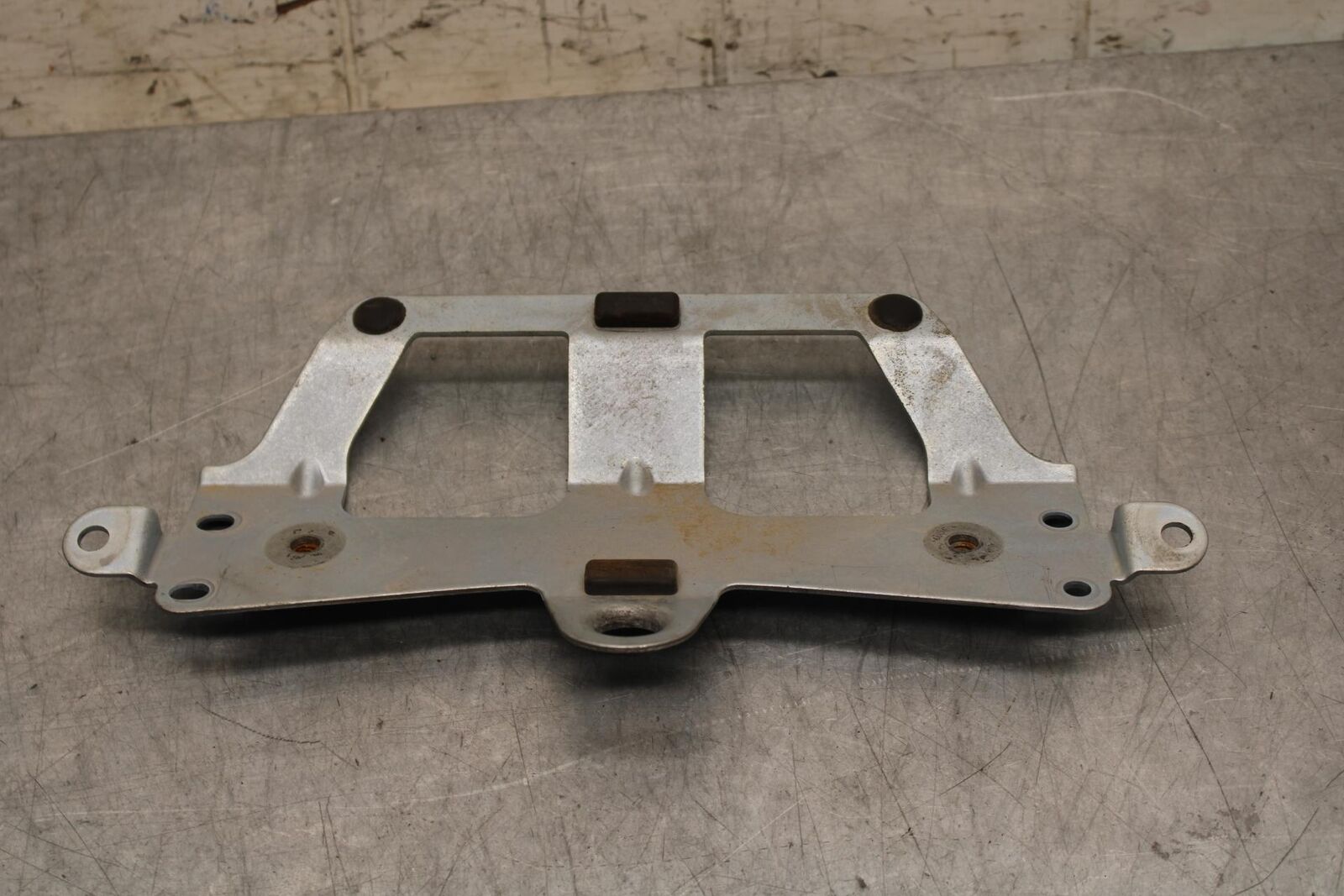 2012 Yamaha FZ8 REAR BACK TAIL BRACKET BB550