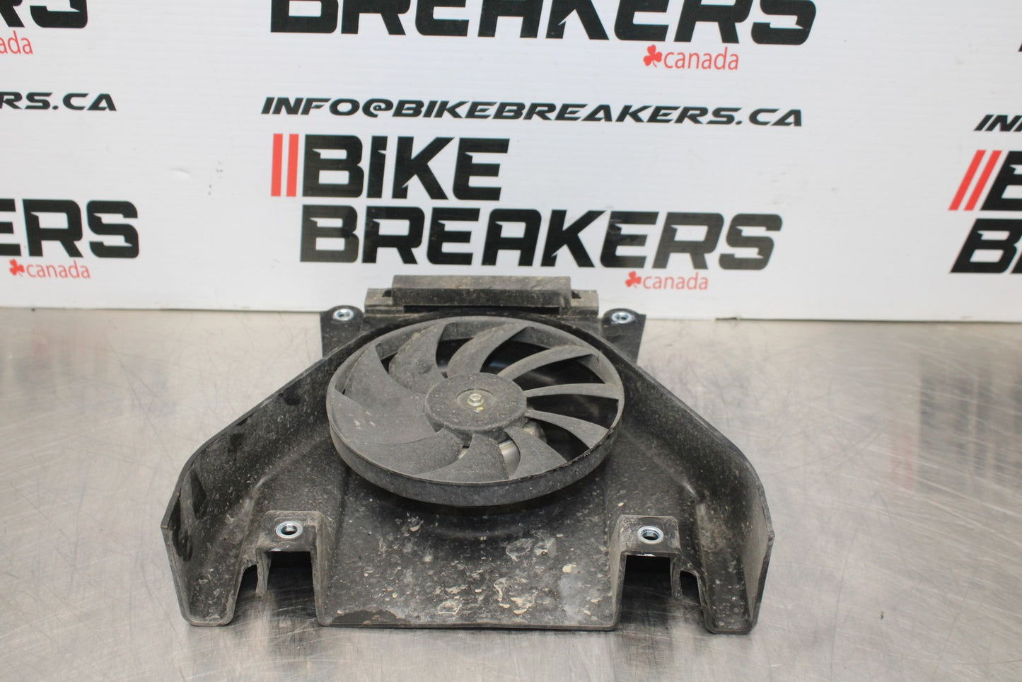 13-17 KAWASAKI NINJA 300 EX300 ABS ENGINE RADIATOR COOLING FAN BB187