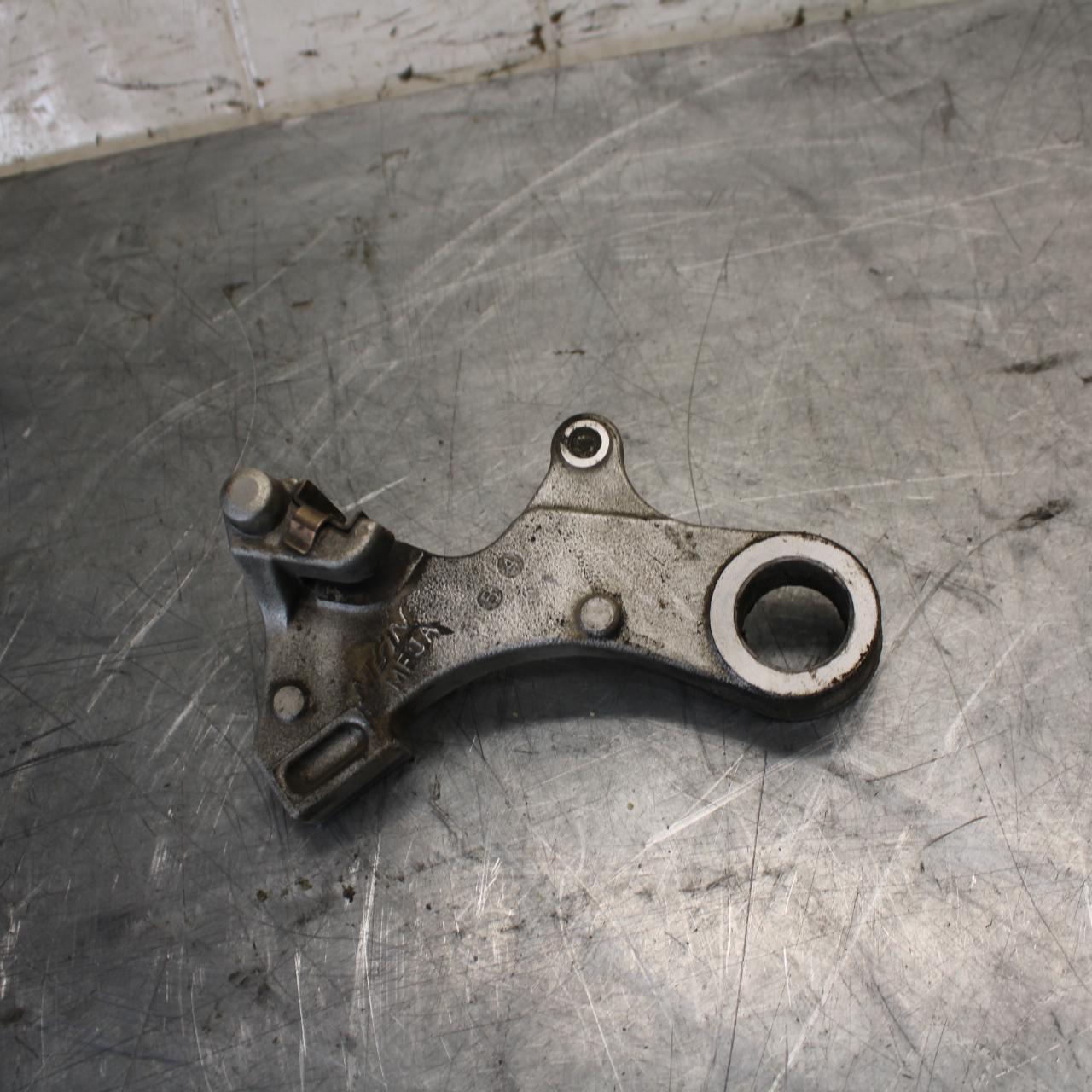 2011 Honda CBR600RR REAR BRAKE CALIPER HANGER BACK MOUNTING BRACKET BB520