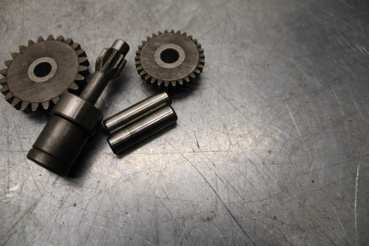 89-90 YAMAHA FZR600 ENGINE MOTOR IDLER IDLING GEAR BB76