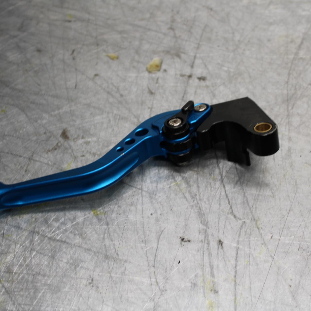2006 Suzuki GSXR600 CLUTCH PERCH MOUNT WITH LEVER  BB447