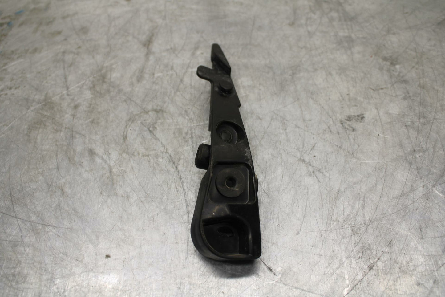 19-20 KAWASAKI NINJA ZX6R LEFT UPPER FAIRING MIRROR GAUGES STAY BRACKET