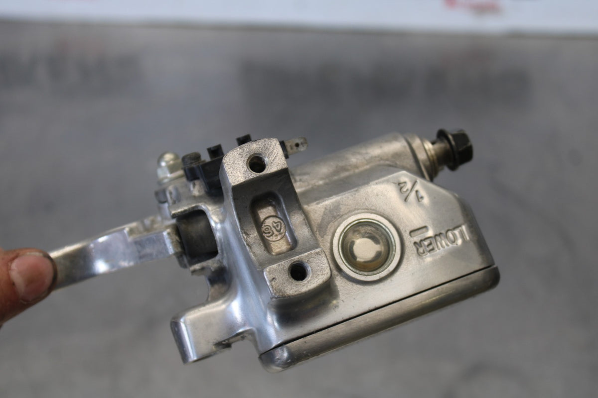 95 HONDA SHADOW 1100 FRONT BRAKE MASTER CYLINDER BB885