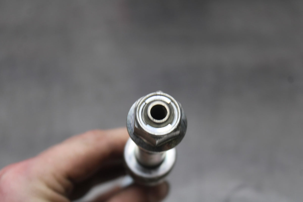 17-18 YAMAHA YZF R3 FRONT WHEEL RIM AXLE PIVOT BOLT BB788