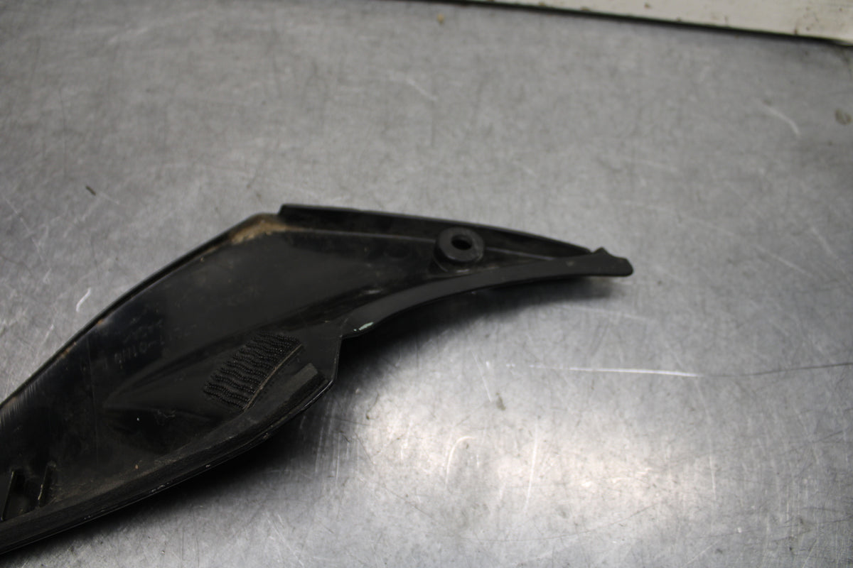 06-07 SUZUKI GSXR750 RIGHT LEFT FRONT SIDE SEAT PANELS COWLS FAIRINGS  BB670