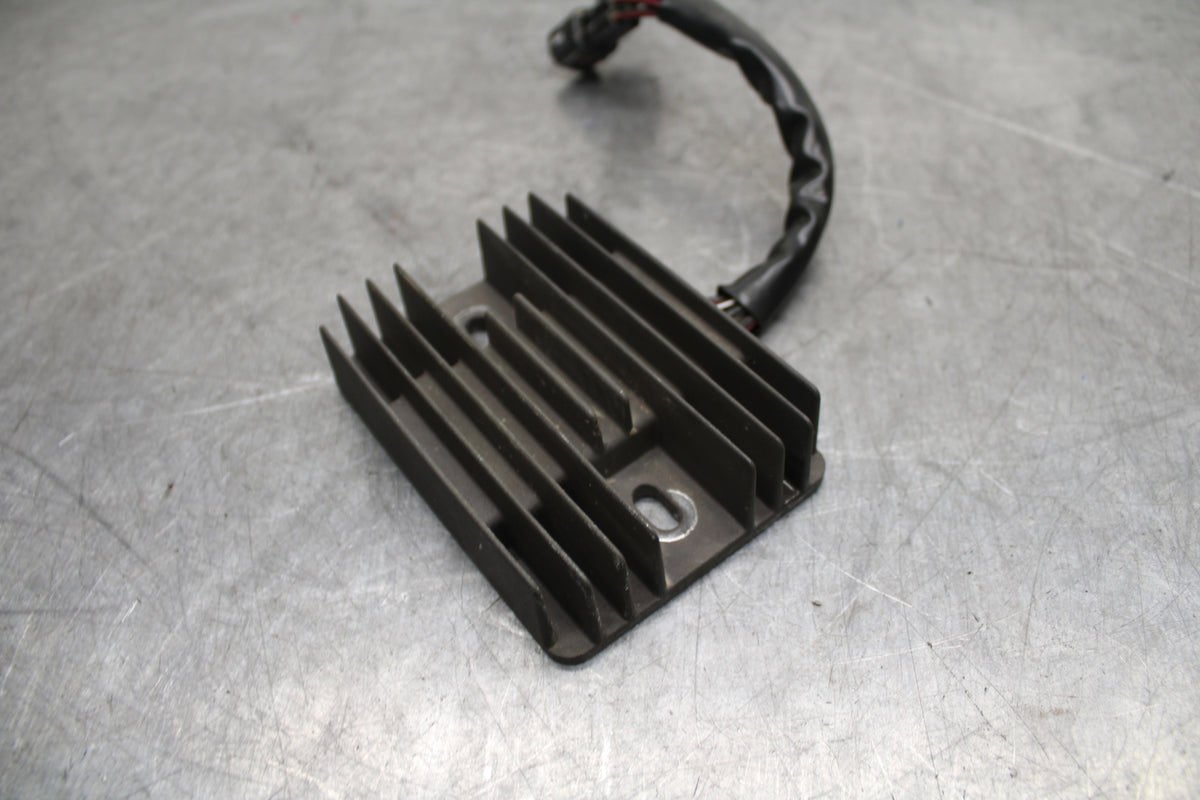 08-10 SUZUKI GSXR 600 RECTIFIER VOLTAGE REGULATOR  BB721