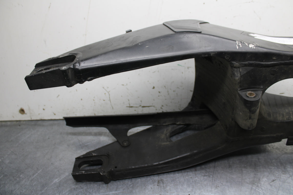 06 YAMAHA YZF R6 REAR SWINGARM BACK SUSPENSION SWING ARM BB716