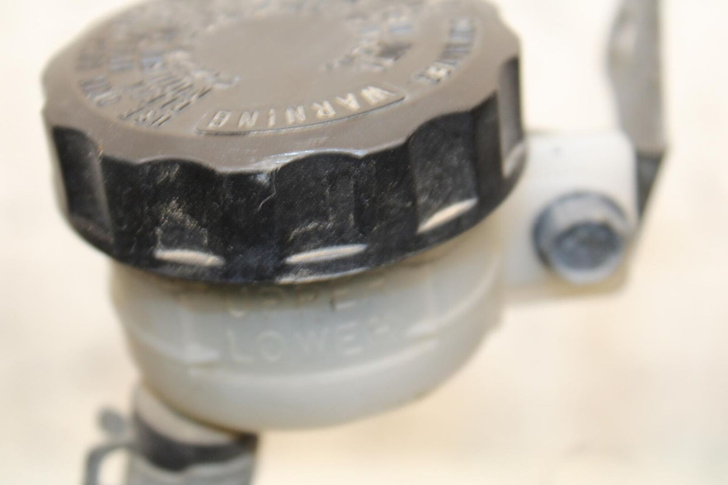 2000 Kawasaki Ninja ZX12R ZX1200A REAR BRAKE MASTER CYLINDER W RESERVOIR BB565