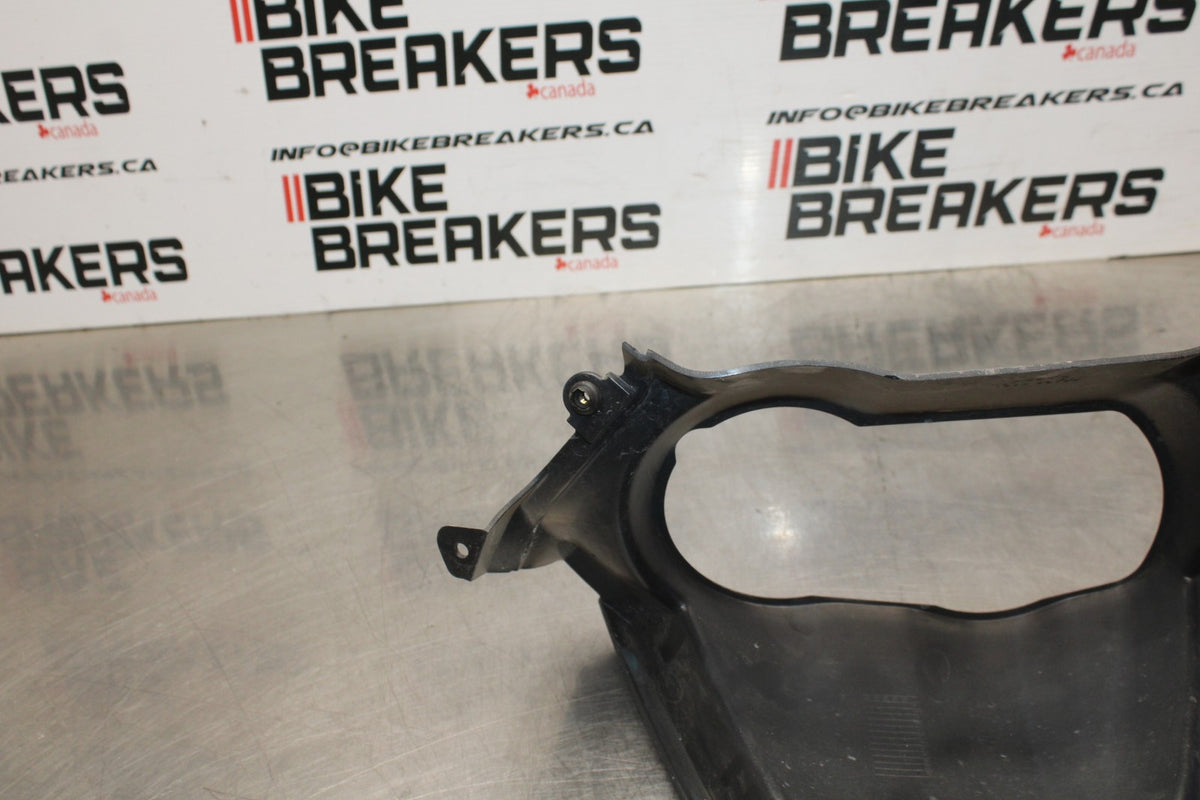 06 KAWASAKI NINJA 650 EX650 FRONT CENTER COWL FAIRING BB823