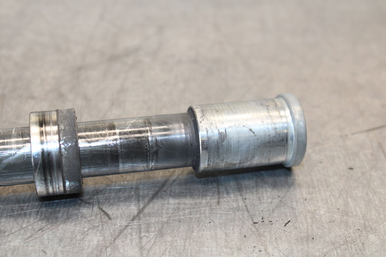 12-17 KAWASAKI ER-6N Z650 FRONT WHEEL RIM AXLE PIVOT BOLT BB709