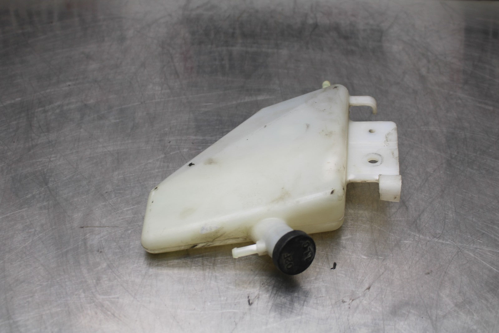 06-07 SUZUKI GSXR 600 COOLANT WATER TANK RESERVOIR BOTTLE BB178