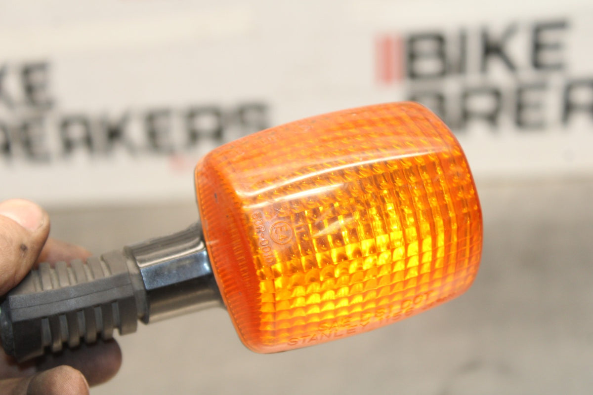84 HONDA INTERCEPTOR 1000 VF1000F LEFT REAR TURN SIGNAL LIGHT INDICATOR BB878