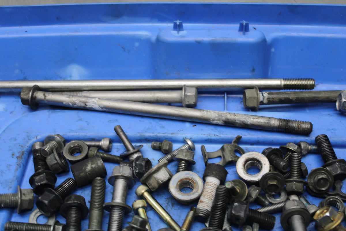 99-09 YAMAHA V STAR 1100 MOUNTING BOLTS HARDWARE SCREWS BB853