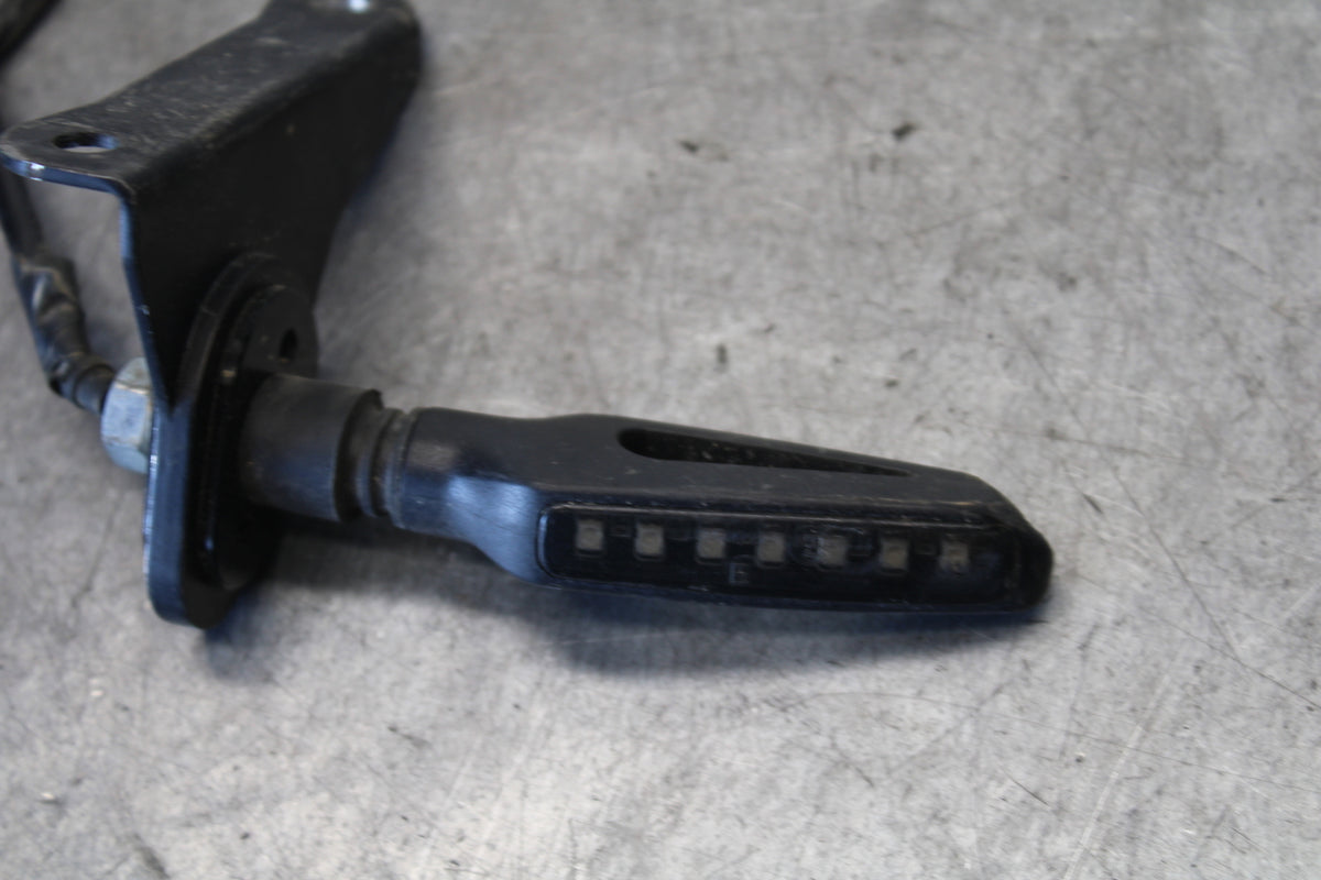 08-16 YAMAHA YZF R6 AFTERMARKET REAR LEFT RIGHT TURN SIGNALS BB665