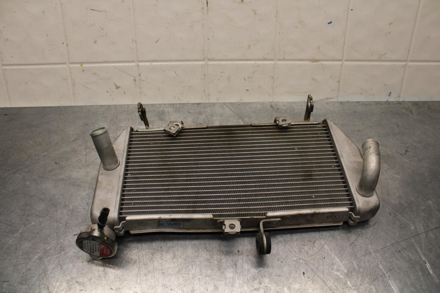 19-21 YAMAHA YZF R3 ENGINE RADIATOR MOTOR COOLER COOLING RADIATER BB588
