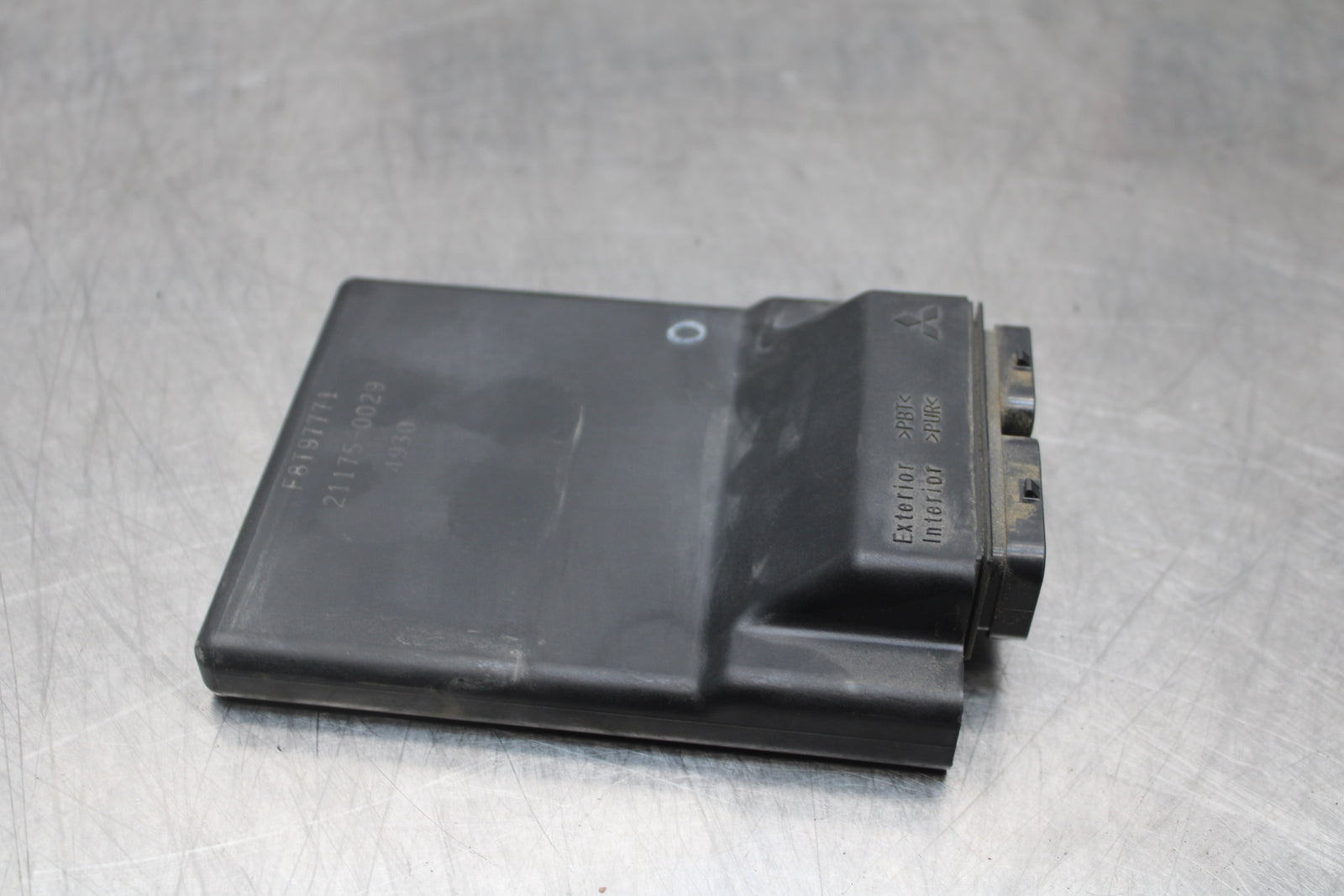 04-05 KAWASAKI NINJA ZX10R ECU COMPUTER CONTROLLER UNIT BLACK BOX ECM CDI  BB163
