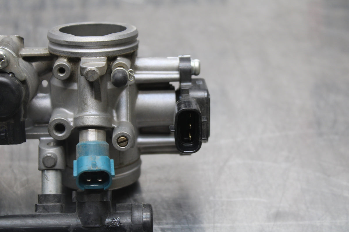 14-17 YAMAHA FZ07 MAIN FUEL INJECTORS / THROTTLE BODIES BB162