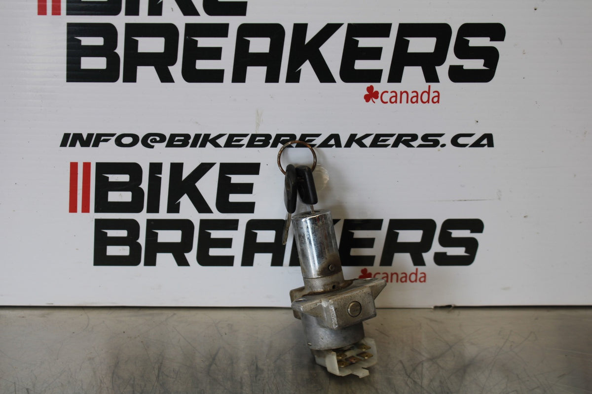 76-77 HONDA GOLDWING 1000 IGNITION LOCK W KEYS BB171