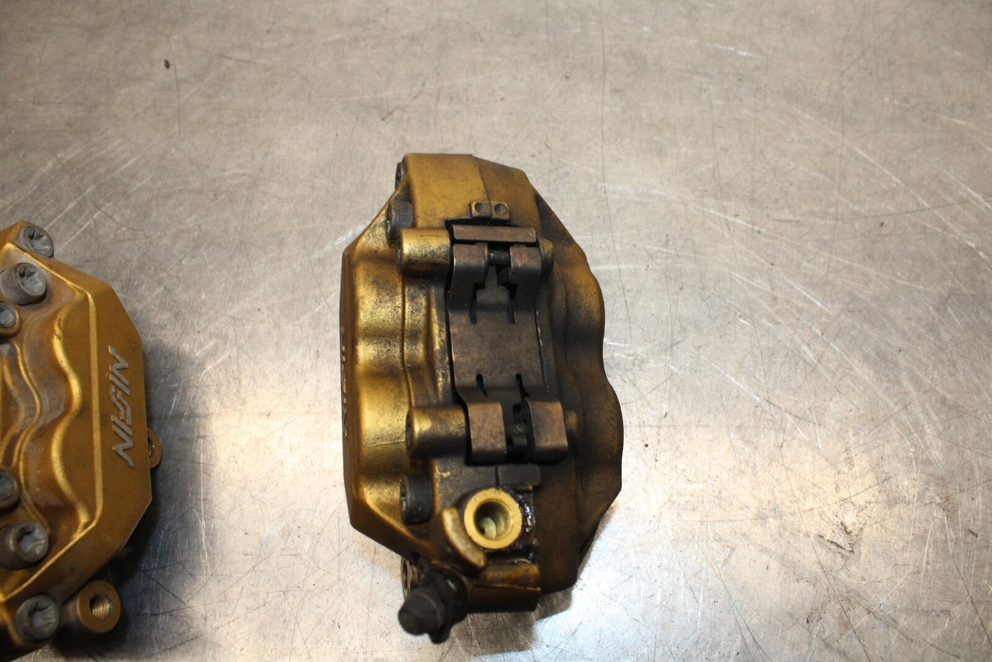 03-04 HONDA CBR600RR RIGHT LEFT FRONT BRAKE CALIPER SET PAIR CALIPERS BB614