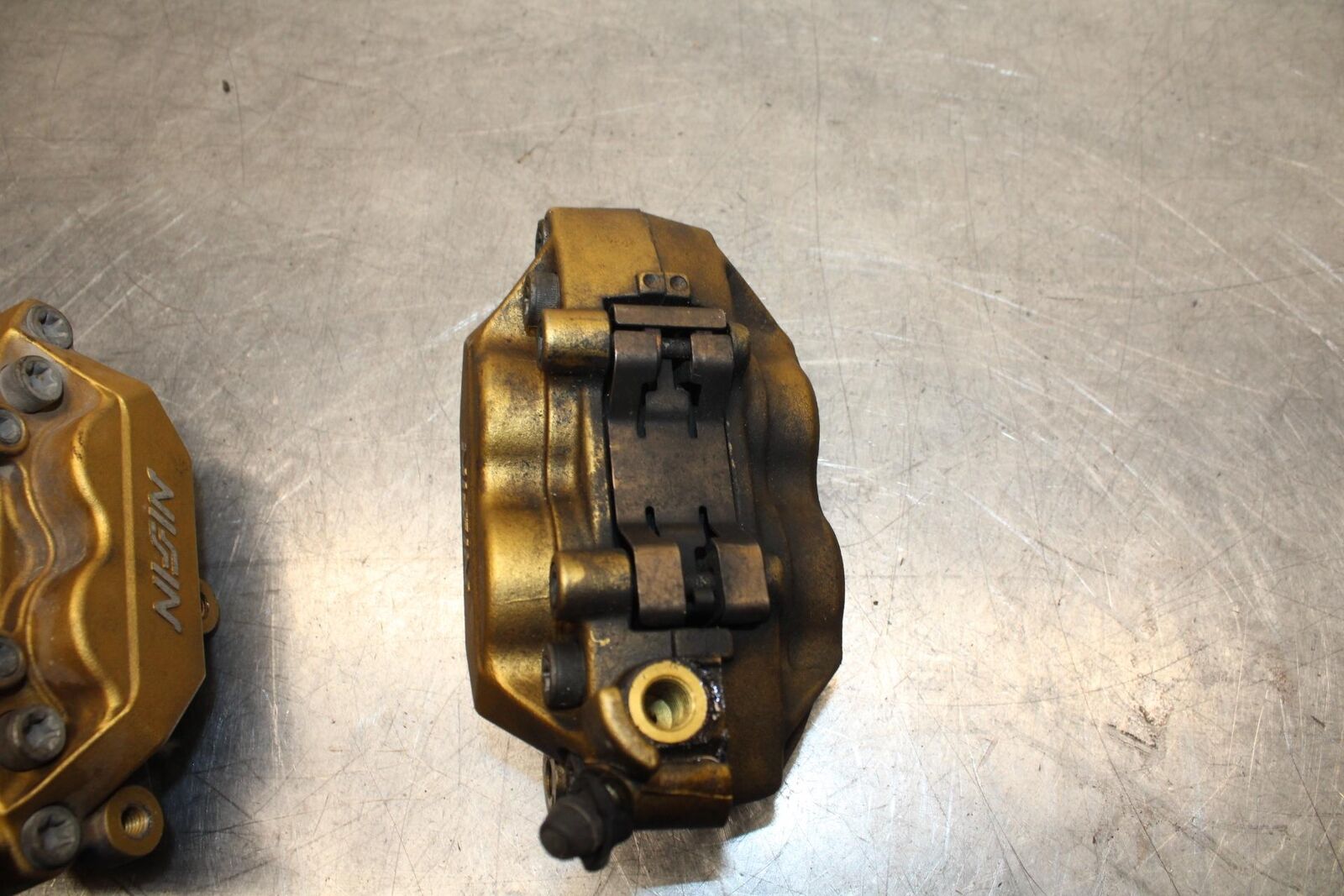 03-04 HONDA CBR600RR RIGHT LEFT FRONT BRAKE CALIPER SET PAIR CALIPERS BB614