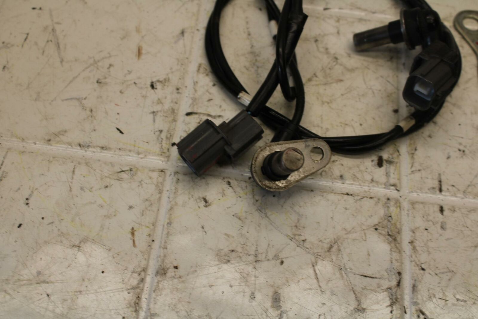 15 KAWASAKI NINJA 300 EX300  ABS BRAKE SENSOR RING BB14