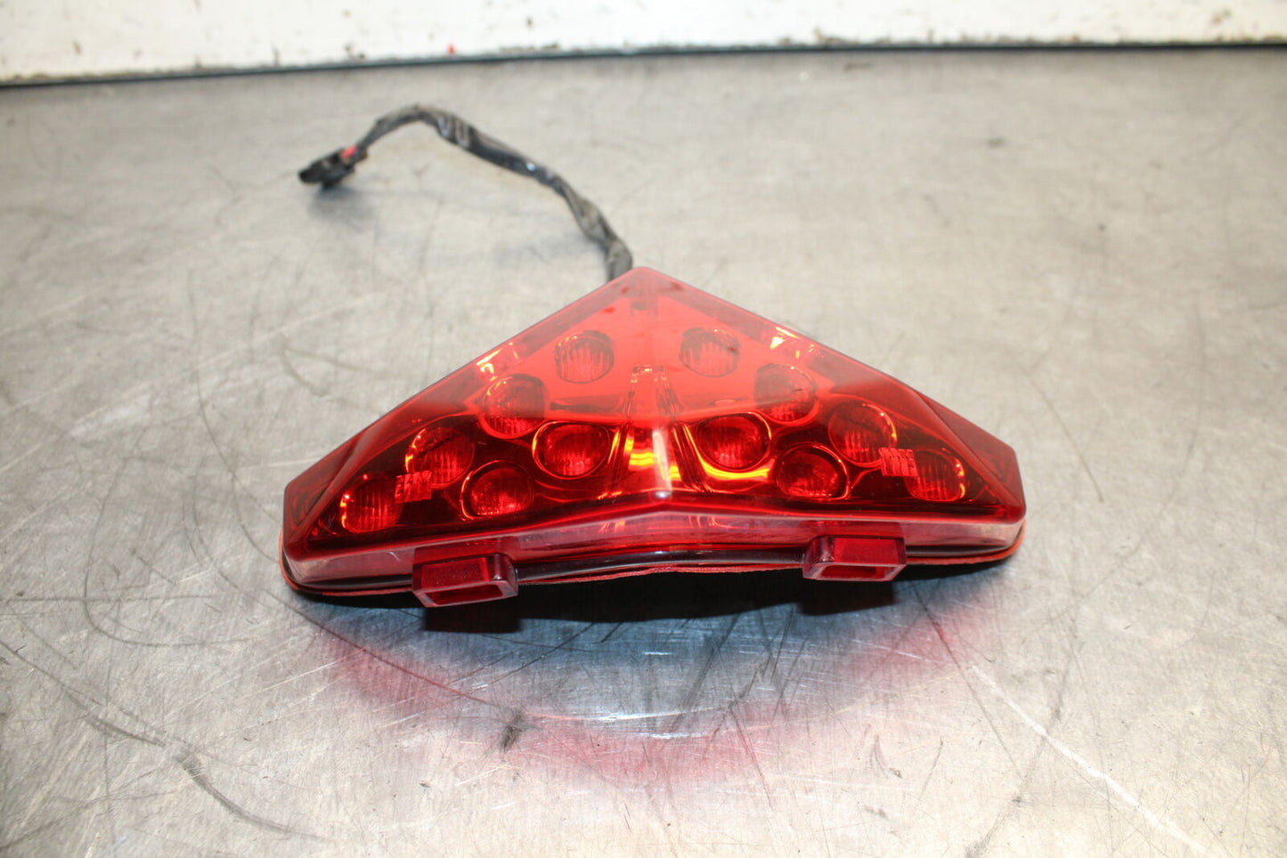 12-17 KAWASAKI ER-6N Z650 REAR TAIL TAILLIGHT BACK BRAKE LIGHT BB709
