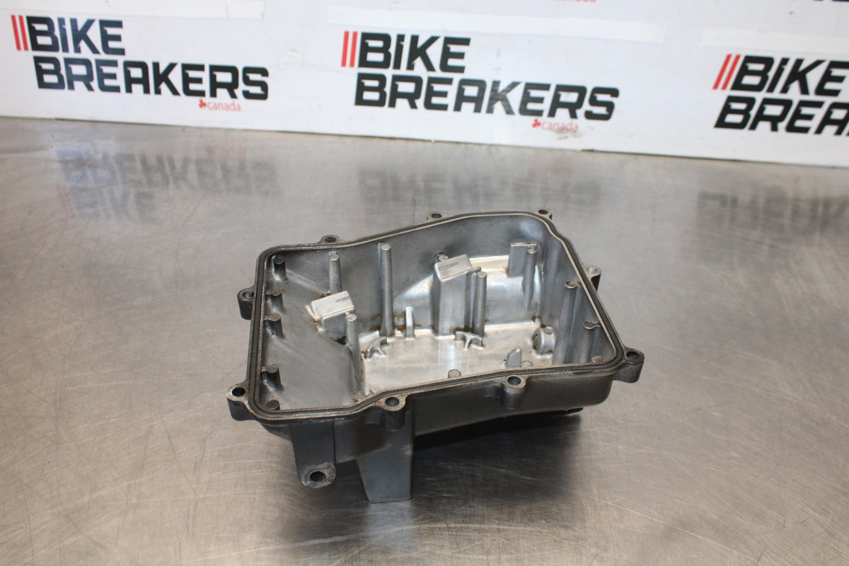 84 HONDA INTERCEPTOR 1000 VF1000F ENGINE MOTOR BOTTOM OIL PAN COVER BB878