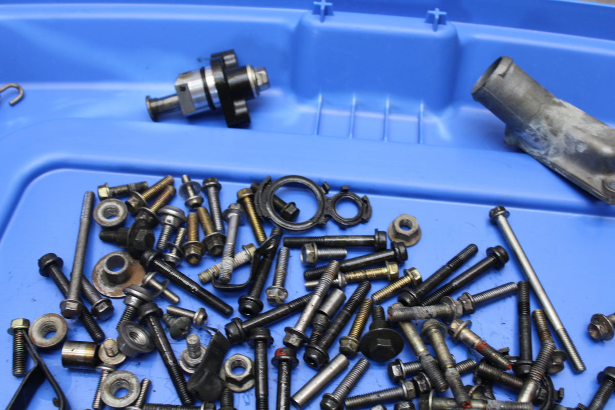 04-05 KAWASAKI NINJA ZX10R ENGINE MOUNTING BOLTS HARDWARE MOTOR SCREWS BB163
