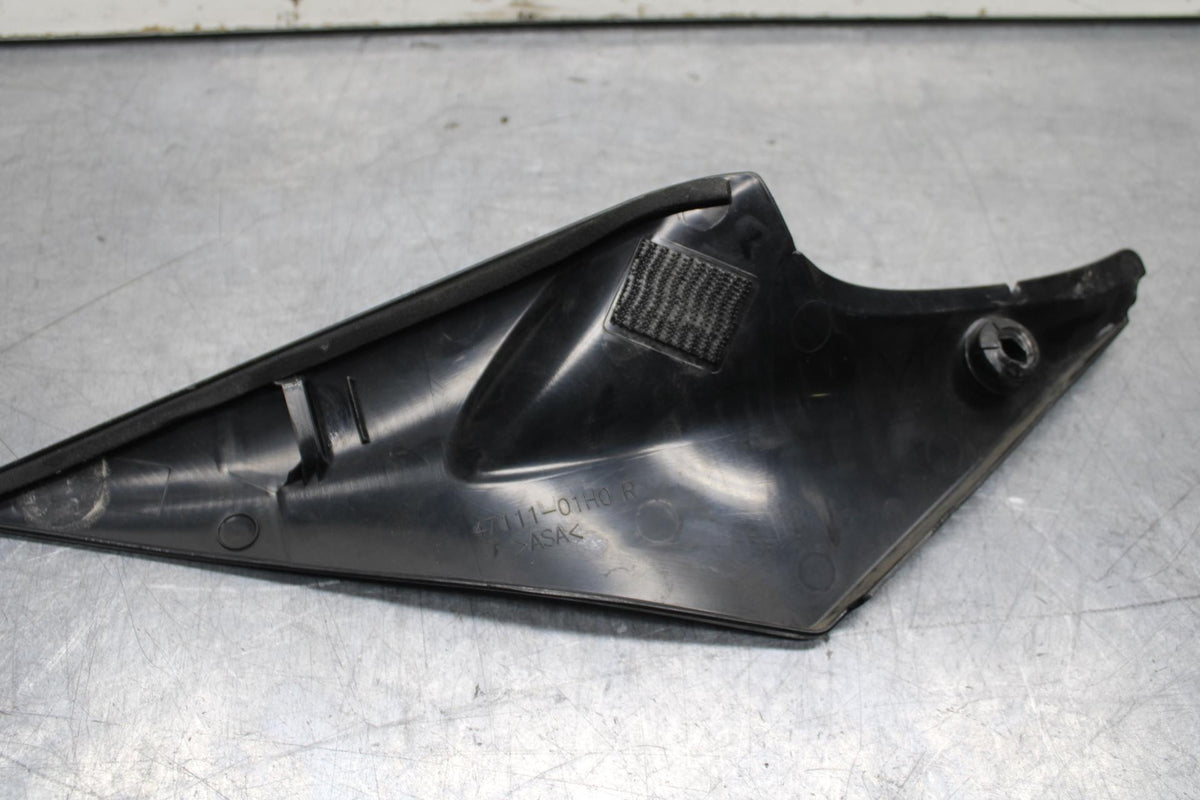 06-07 SUZUKI GSXR750 RIGHT LEFT FRONT SIDE SEAT PANELS TRIMS COWLS BB613