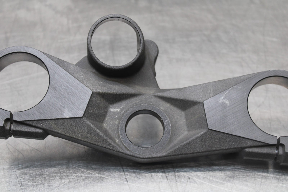 08 KAWASAKI NINJA ZX10R FORKS UPPER TRIPLE TREE CLAMP BB902