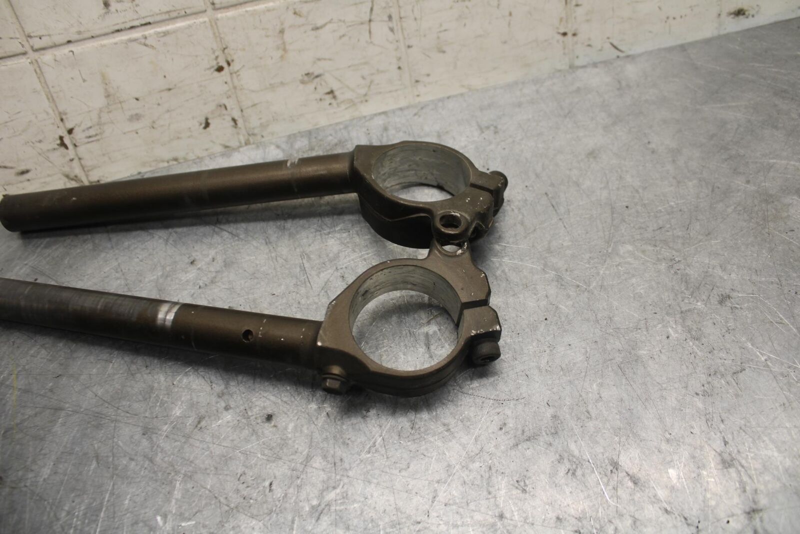 2004 Kawasaki Ninja ZX6RR ZX600M LEFT RIGHT CLIP ON ONS HANDLEBARS PAIR SET BB43