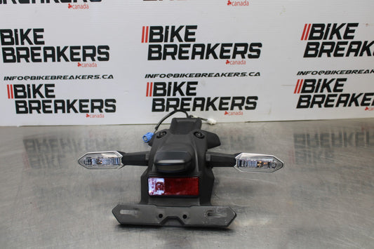 24-25 KAWASAKI NINJA ZX4R REAR BACK FENDER MUD GUARD/ LIGHTS SIGNALS  BB610