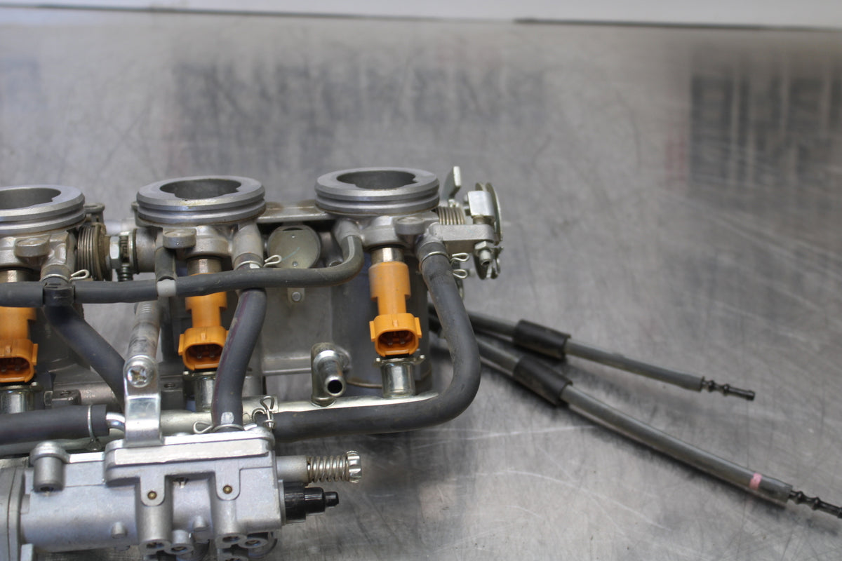 09-15 YAMAHA FZ6R MAIN FUEL INJECTORS / THROTTLE BODIES BB161